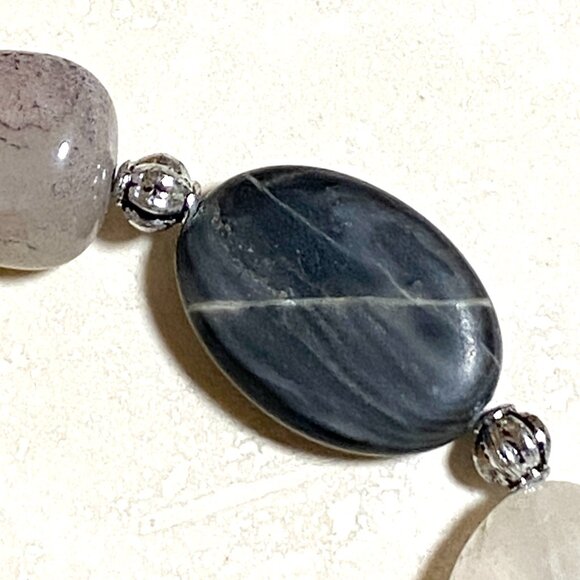 2/20$,Natural Stone Lucky Charm,Car Rearview Mirror Charm,Essential Oil Diffuser - Picture 6 of 13